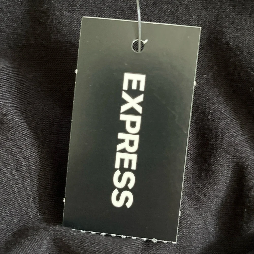 NWT Express One Eleven Strappy Black Tank Top Shirt Size XS Side Slits - Picture 4 of 13